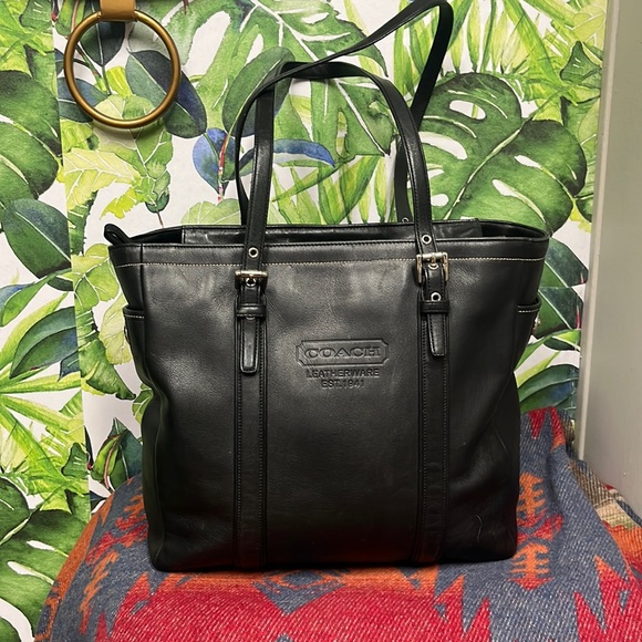 Coach Handbags - Coach leather tote bag black